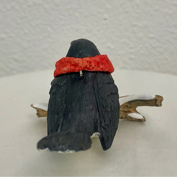 1998 Hallmark Keepsake Warm and Cozy Bird with Red Scarf Christmas Ornament. - Picture 6 of 12